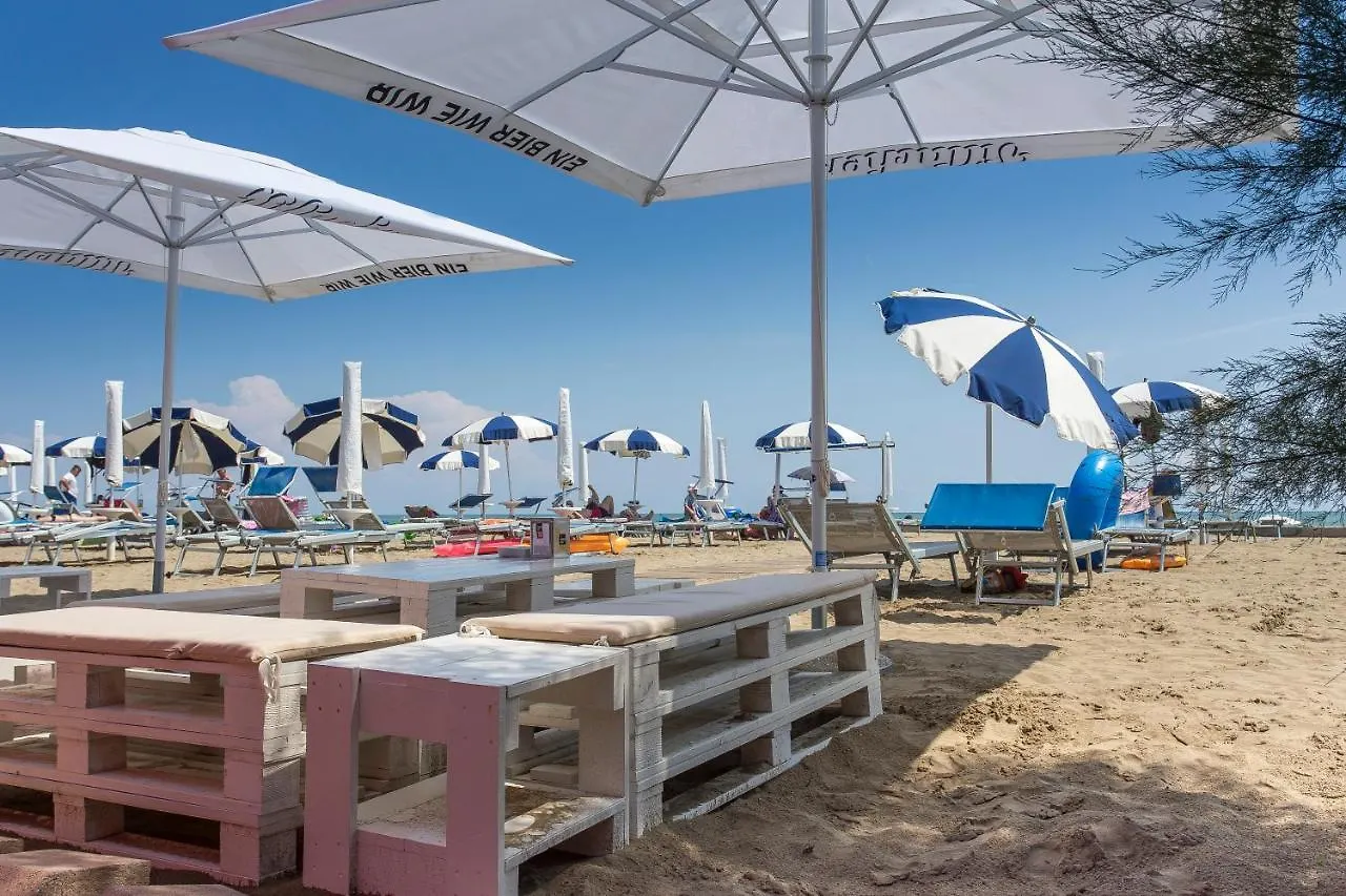 Mimose Lido Altanea Apartment Caorle